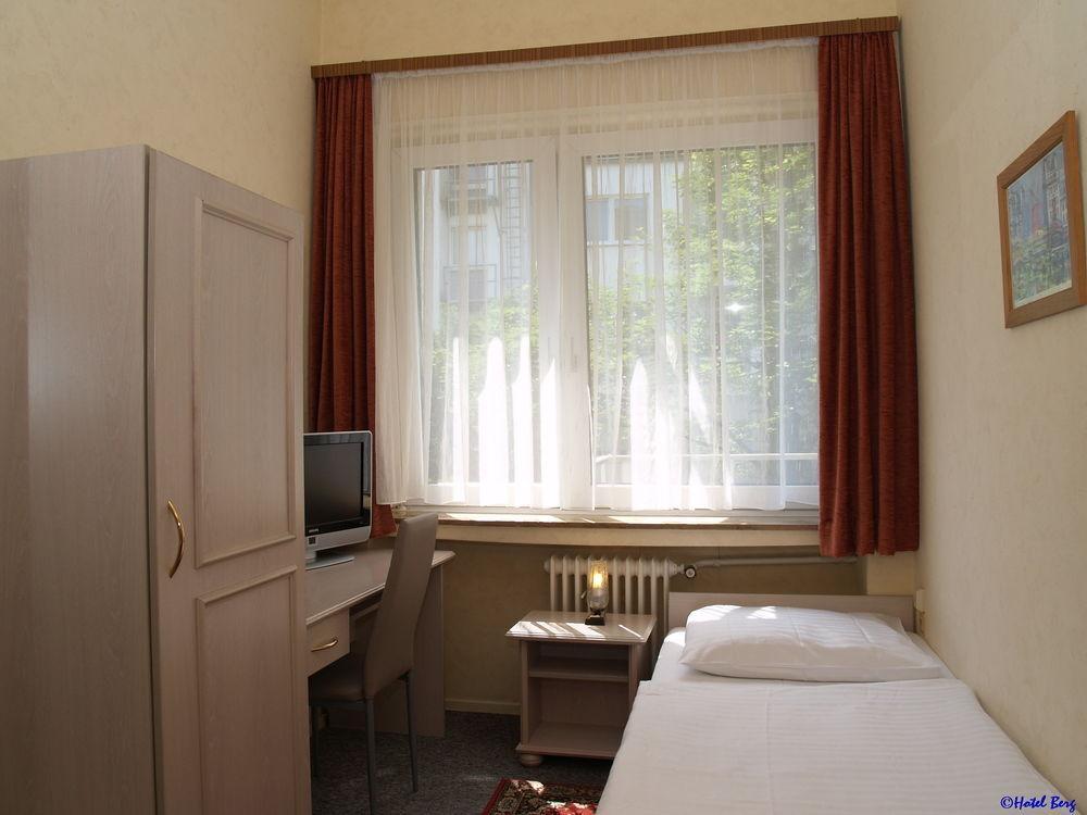 Hotel Berg Colonia Exterior foto